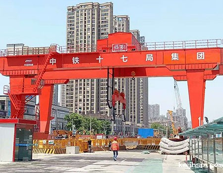 杭州地铁出渣门机