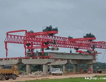 宁波轮胎式架桥机