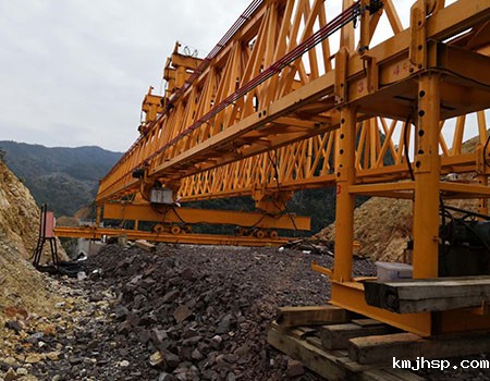 浙江导梁架桥机